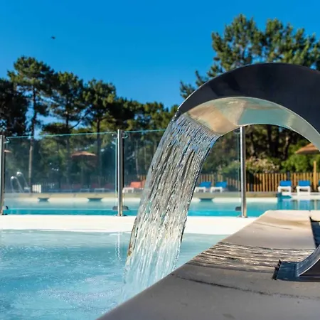 4 Etoiles - Parc Aquatique - Eeic0g Parque de Campismo *